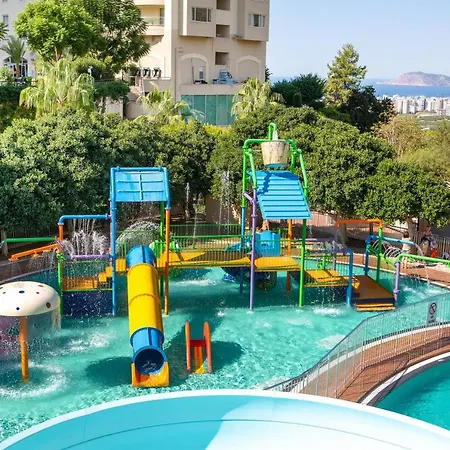 Daire Gold 2+1 Main Building With Free Aquapark Alanya
