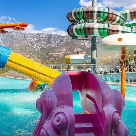 Gold 2+1 Main Building With Free Aquapark Apartman Alanya